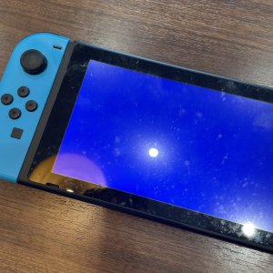 任天堂Switch 液晶パネル修理