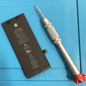 iPhone8 バッテリー交換