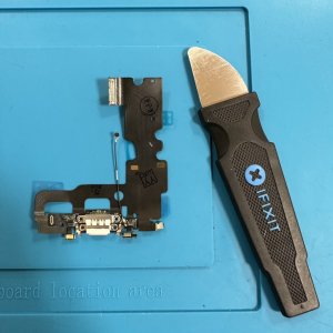 iPhone7 ライトニング交換