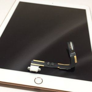 iPad7 ライトニング交換