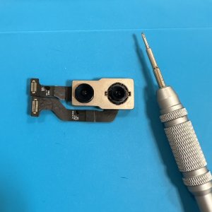 iPhone11 アウトカメラ交換