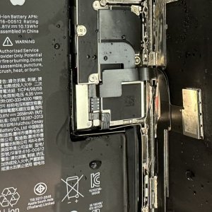 iPhoneXS　水没修理