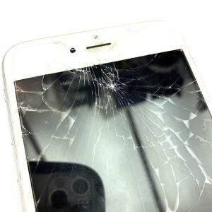 iPhone8　フロントパネル交換