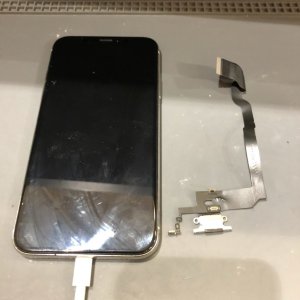 iPhoneX ライトニングコネクタ交換