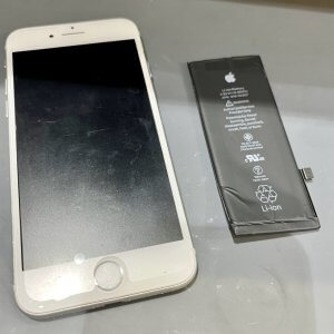 iPhone8 バッテリー交換