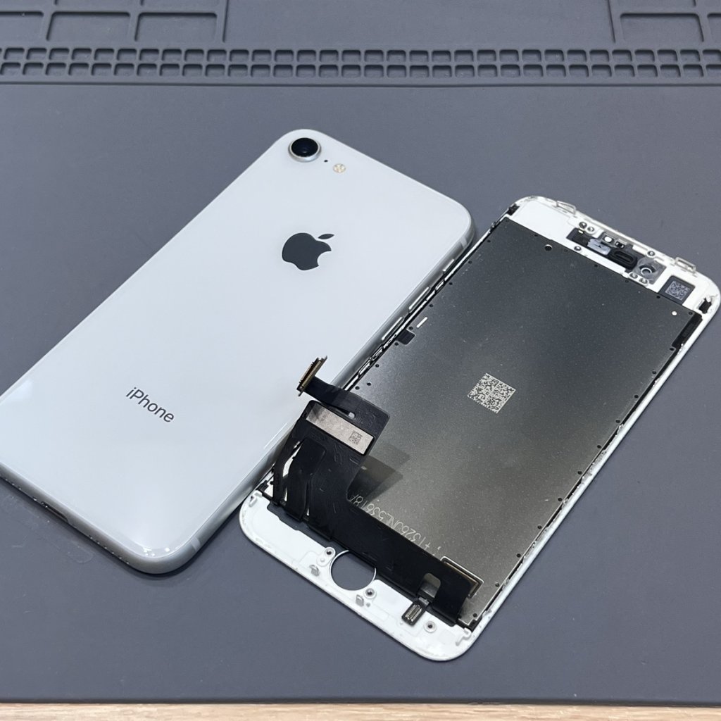iPhoneSE2 パネル交換