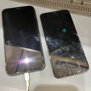 iPhone11 液晶交換