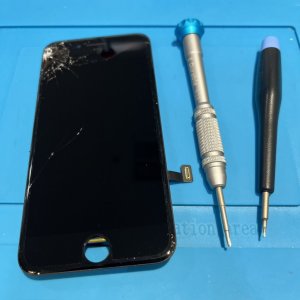 iPhoneSE3 画面交換