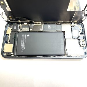 iPhone13 バッテリー交換