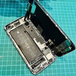 iPhone6S 水没 基板修理 液晶交換