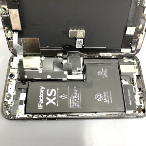 iPhoneXS バッテリー交換