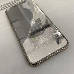 iPhone11Pro 液晶交換