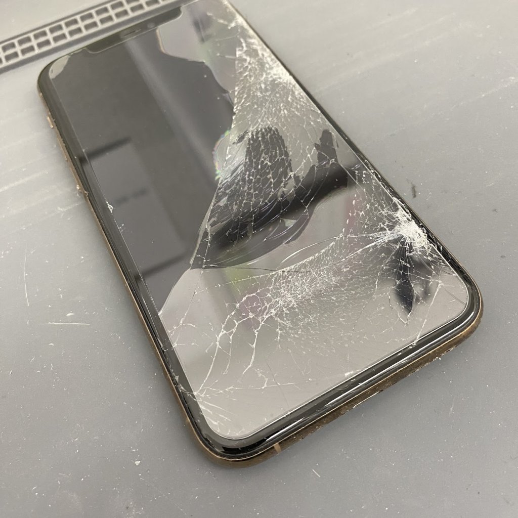 iPhone11Pro 液晶交換