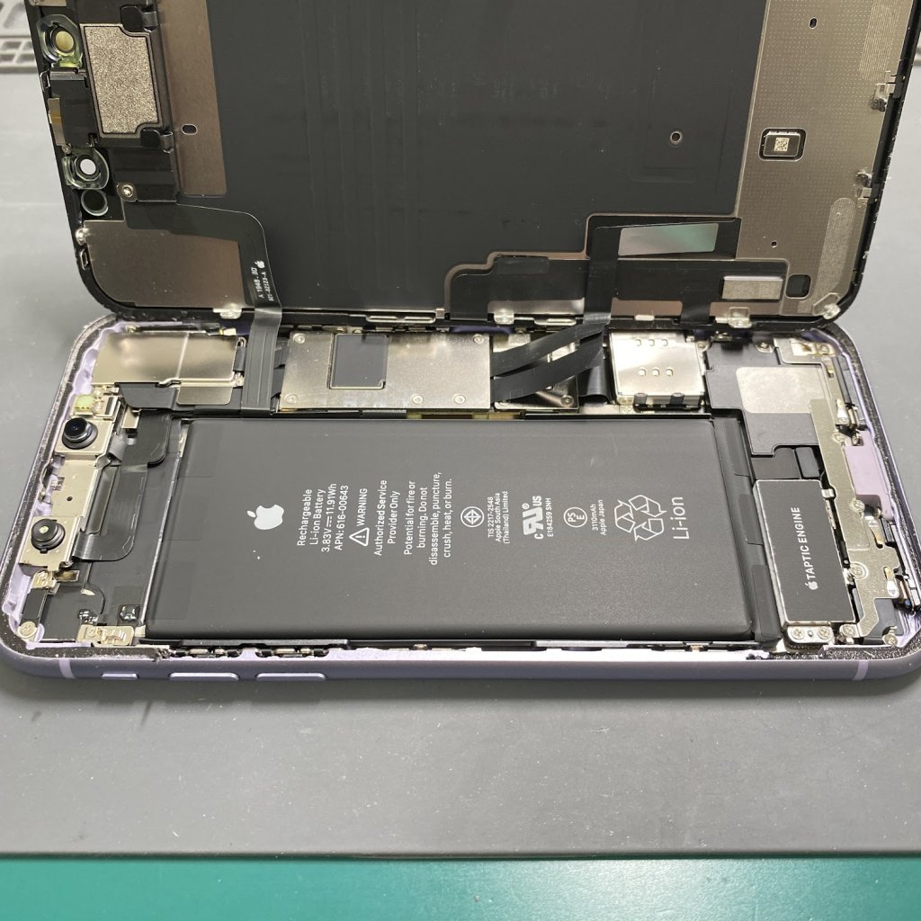 iPhone11 バッテリー交換