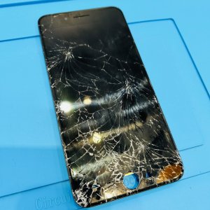 iPhone7Plus 液晶交換