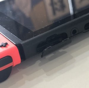 任天堂スイッチ ゲームカードスロット交換