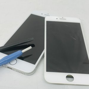 iPhone７　フロントパネル交換修理