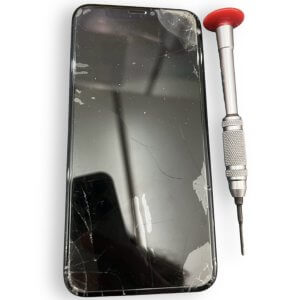 iPhone11 液晶交換