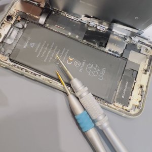 iPhone11 バッテリー交換