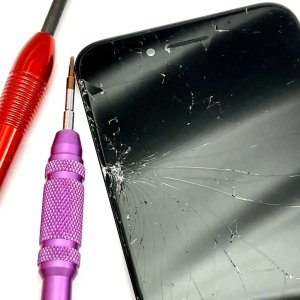 iPhoneSE3 フロントパネル交換