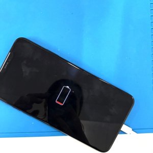 iPhone11 バッテリー交換