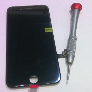 iPhoneSE3 液晶交換