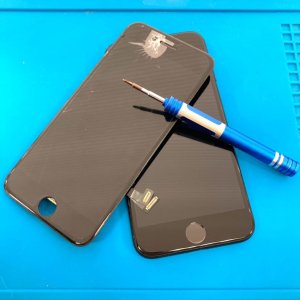 iPhone8 液晶交換修理