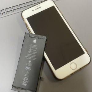 iPhone8 バッテリー交換