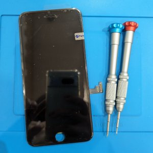 iPhone8Plus(アイフォン8プラス)フロントパネル交換修理