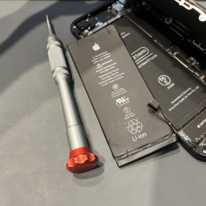 iPhone8 バッテリー交換