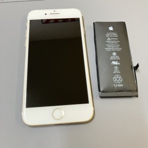 iPhone7 バッテリー交換