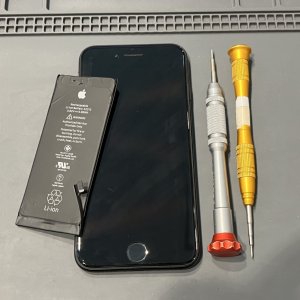 iPhone8 バッテリー交換 即日交換