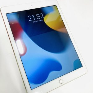 iPad Air2 バックパネル修理