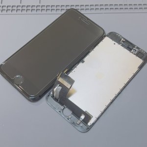 iPhone8 液晶交換