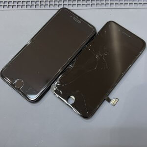 iPhoneSE2  パネル交換