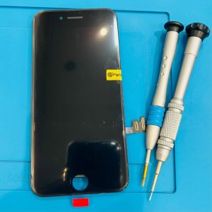 iPhoneSE3（アイフォンSE3）フロントパネル交換修理