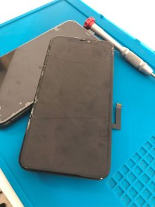 iPhoneSE3 液晶交換修理