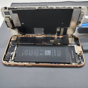 iPhone8 バッテーリー交換
