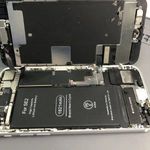 iPhone　SE２　最大容量低下　バッテリー交換