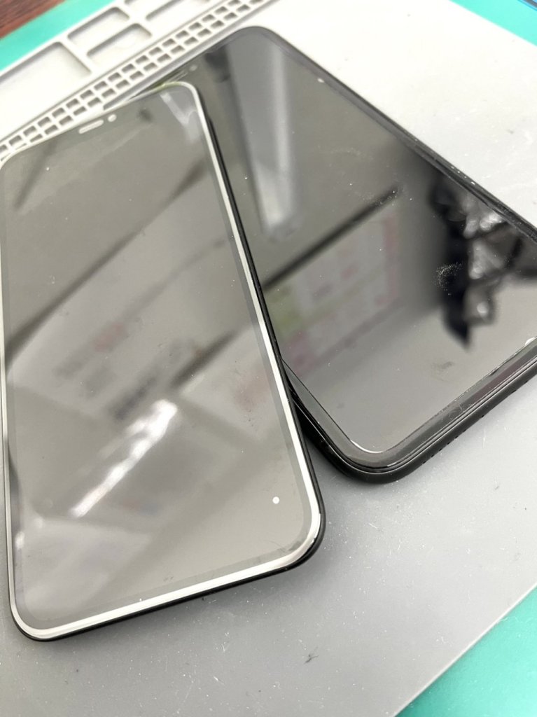 iPhone11 液晶交換