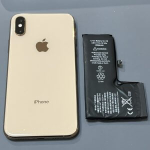 iPhoneXS バッテリー交換