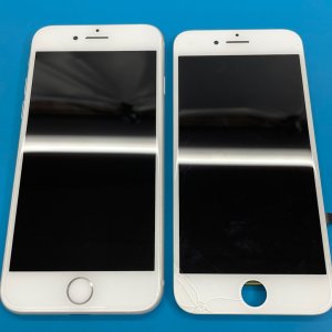 iPhone8 パネル交換
