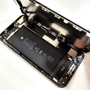 iPhone7plus バッテリー交換