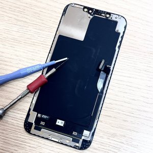 iPhone12ProMax 液晶交換