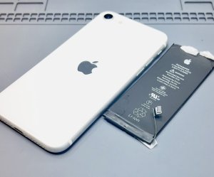iPhoneSE2　バッテリー交換