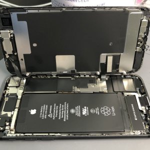 iPhone８　バッテリー交換