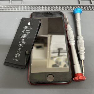 iPhoneSE2 バッテリー交換 即日交換