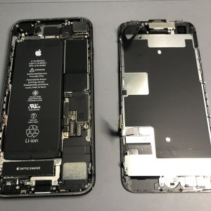 iPhone８　パネル交換