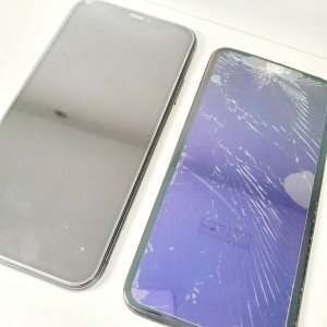 iPhoneSE3 フロントパネル交換