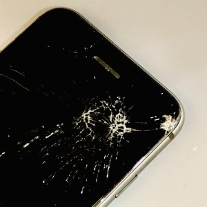 iPhone8 フロントパネル交換